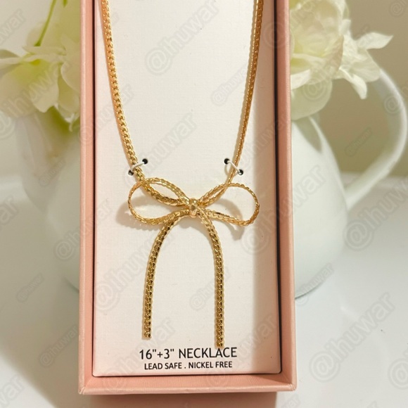 House of Harlow 1960 Gold Bow Necklace NIB - Picture 4 of 10